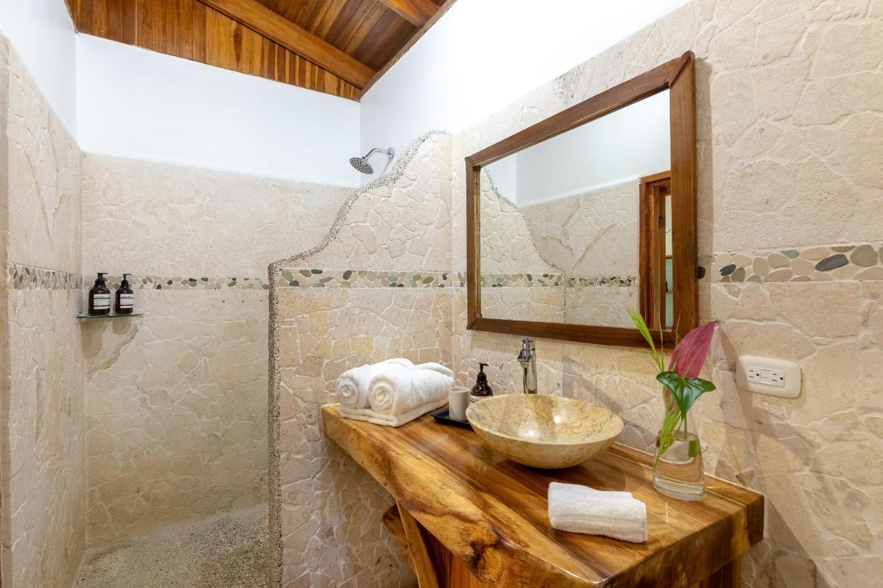 Makanas Beach Bungalows Playa Santa Teresa  Exterior photo